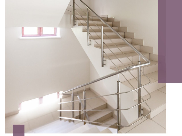 Установка и замена перил в подъезде в Сарове