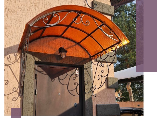 Демонтаж козырьков в Сарове быстро и безопасно