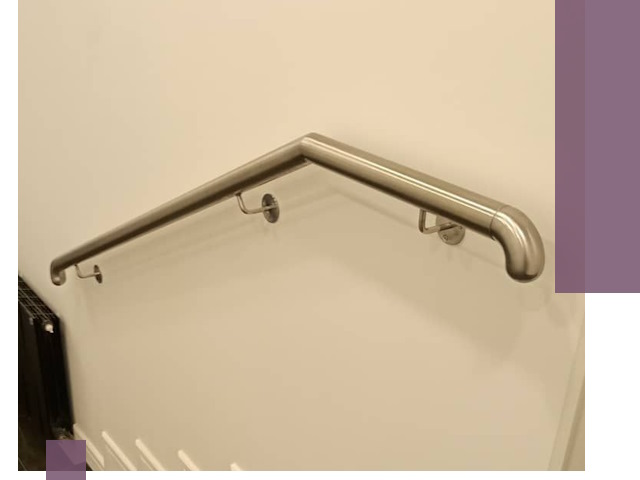 Изготовление пристенных поручней в Сарове под ключ за сроки